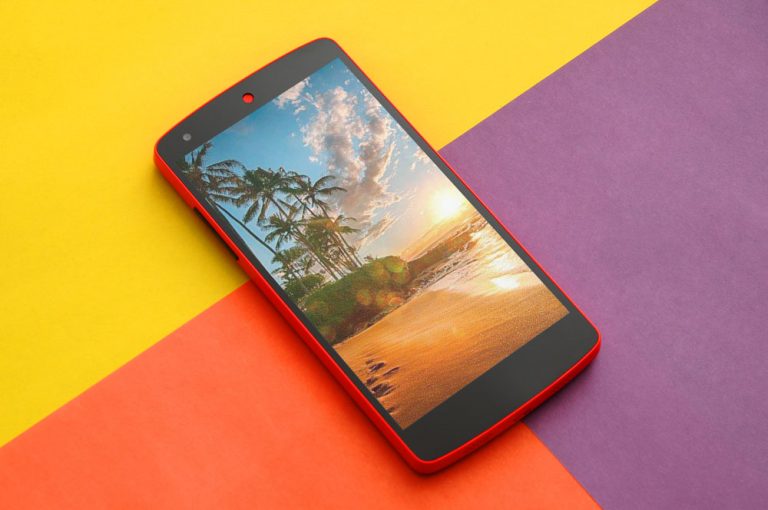 Nexus 5 Mockup Free PSD Download Mockup