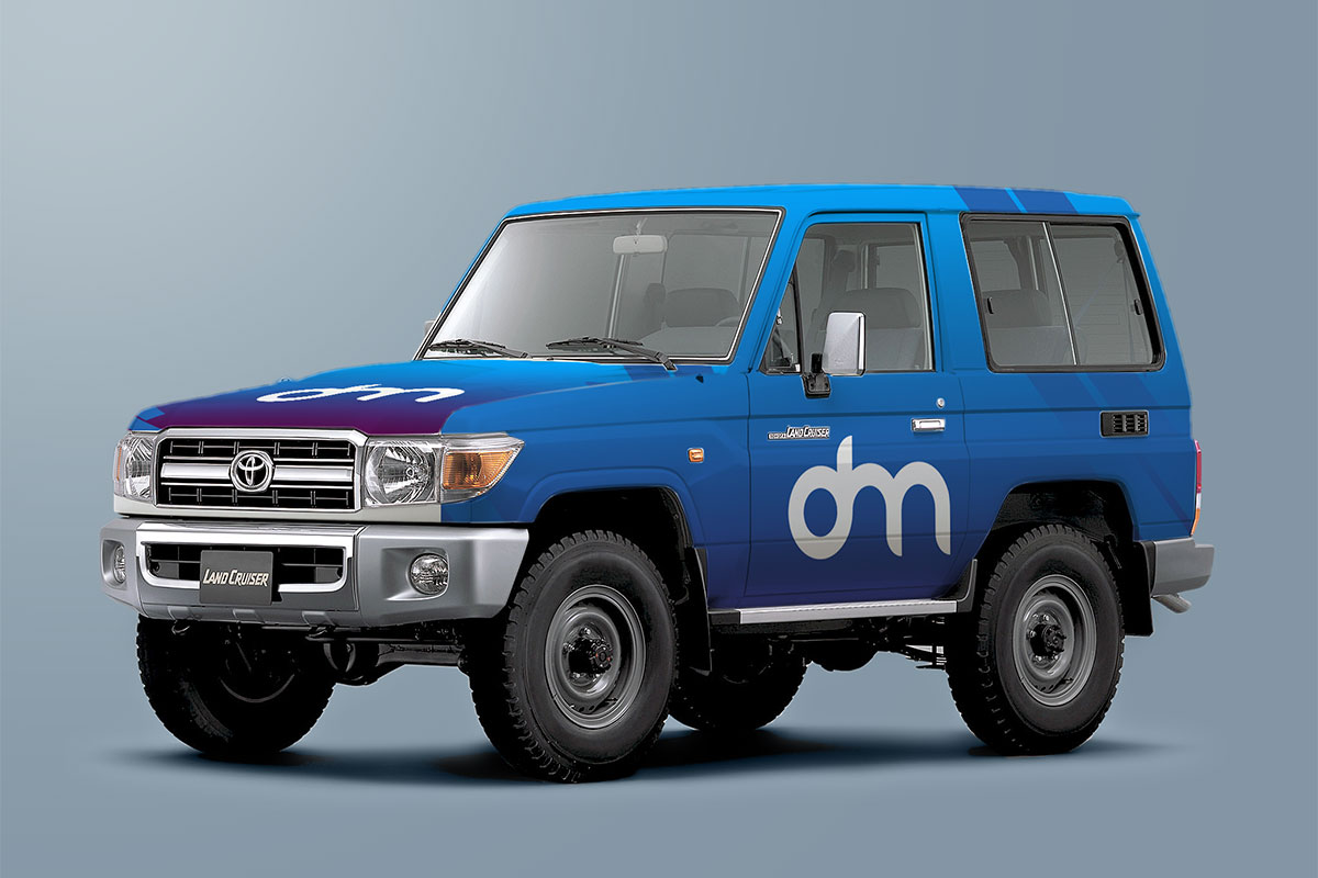 Free Land Cruiser Mockup | Download Mockup